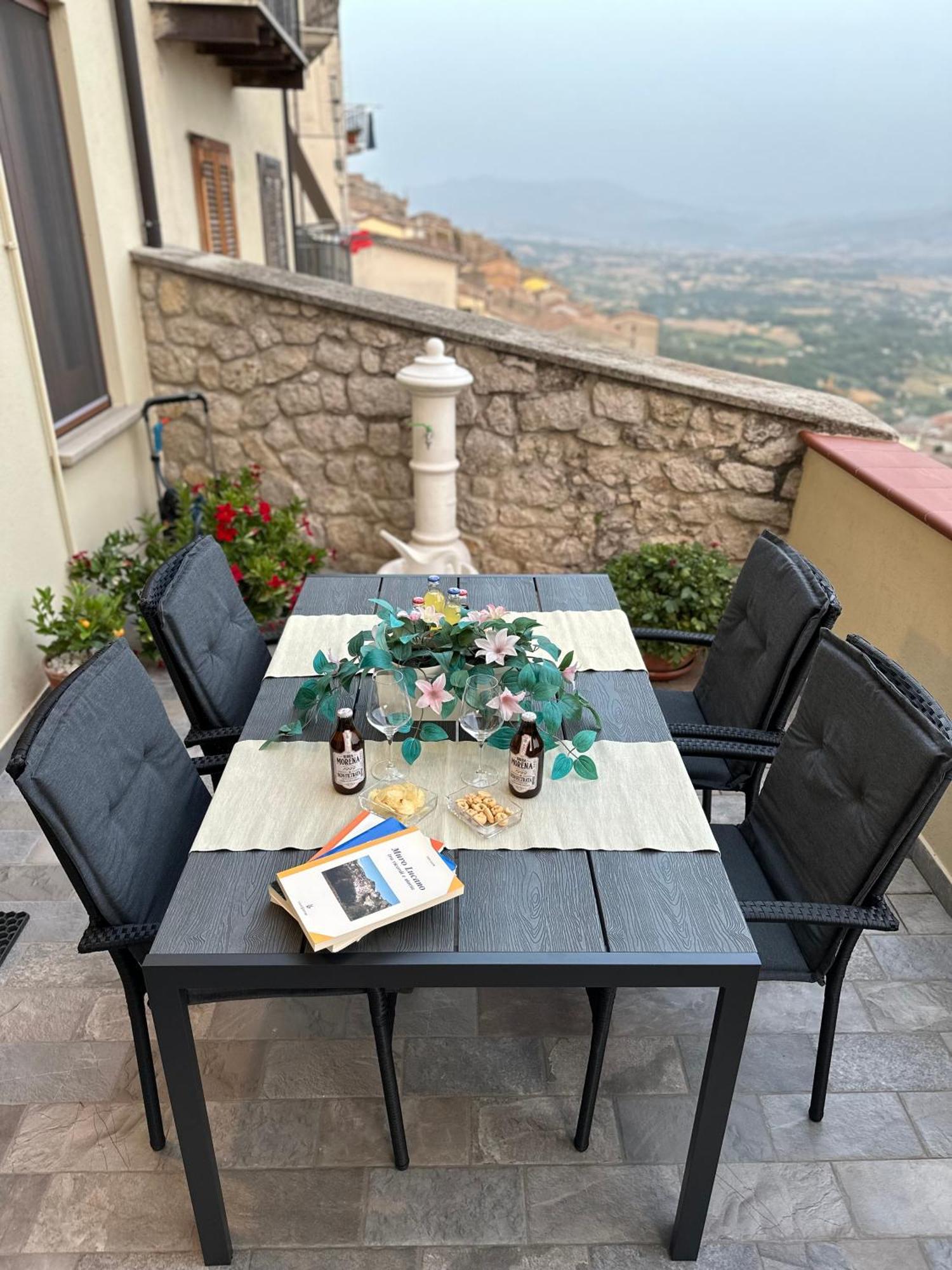 Nonna Felicia B&B Muro Lucano Exteriör bild